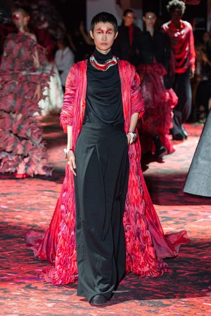 Yuima Nakazato Haute Couture Fall 2023 S...