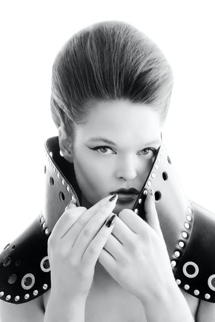 High (Rise) Fashion by Carlos Hernandez — L'Officiel Baltic
