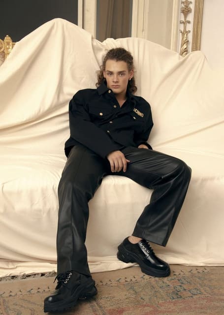 At Leisure — Revista 192