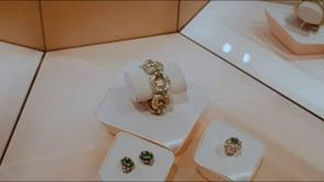 Dreaming in Diamonds
