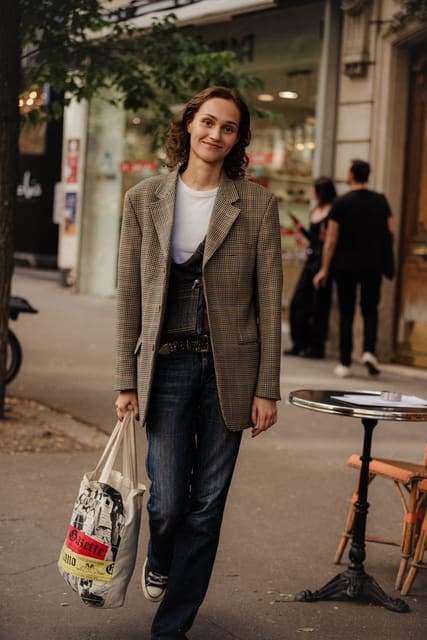 Couture Fall/Winter 2023 Street Style Da...