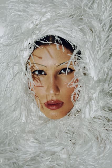 Bia Carvalho by Leandro Franco — Harper's Bazaar Brazil Noiva