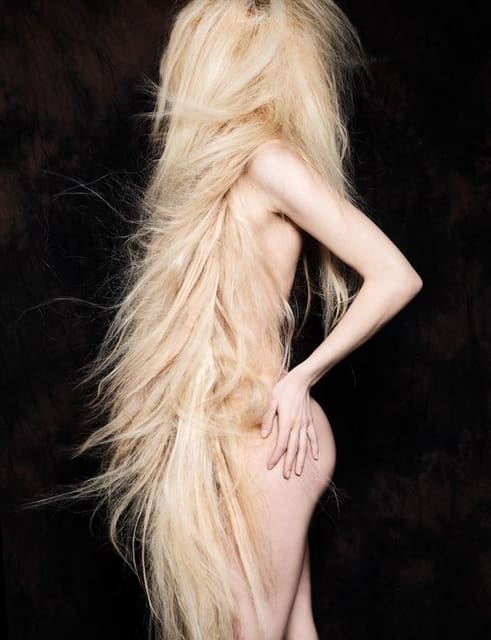 Karyna — Mirror Mirror Magazine