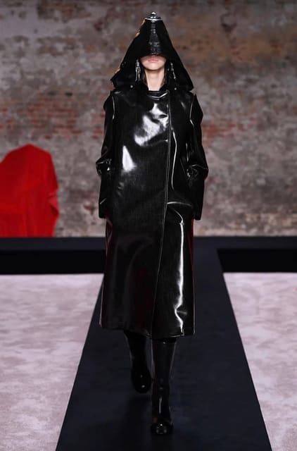 Raf Simons F/W 22 Show Antwerp — Raf Simons