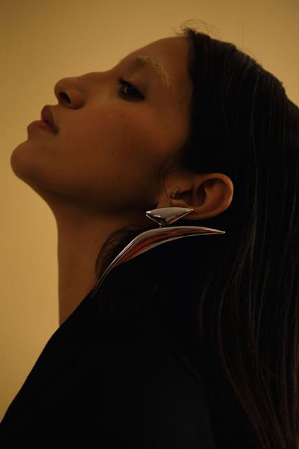 Fashion Story: Right — Contributor Magazine