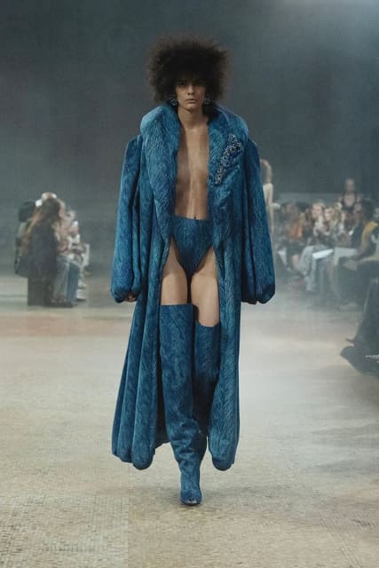 AREA F/W 23 Show — Area
