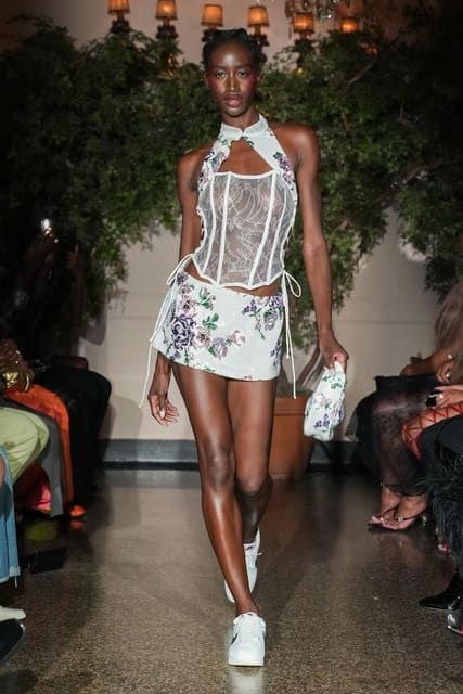 Kim Shui S/S 24 Show — Kim Shui