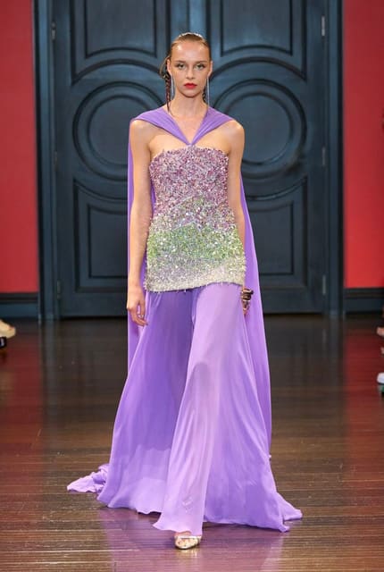 Naeem Khan S/S 24 Show — Naeem Khan
