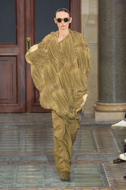 Uma Wang S/S 24 Show — Uma Wang