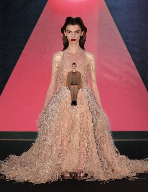 Valentino Venue — Le Mile Magazine