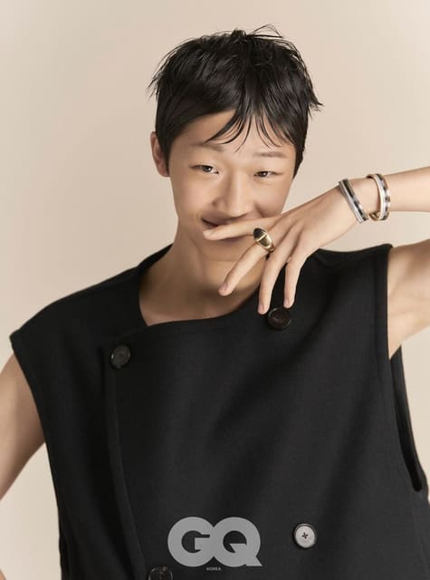 반짝이고 빛나는 — GQ Korea