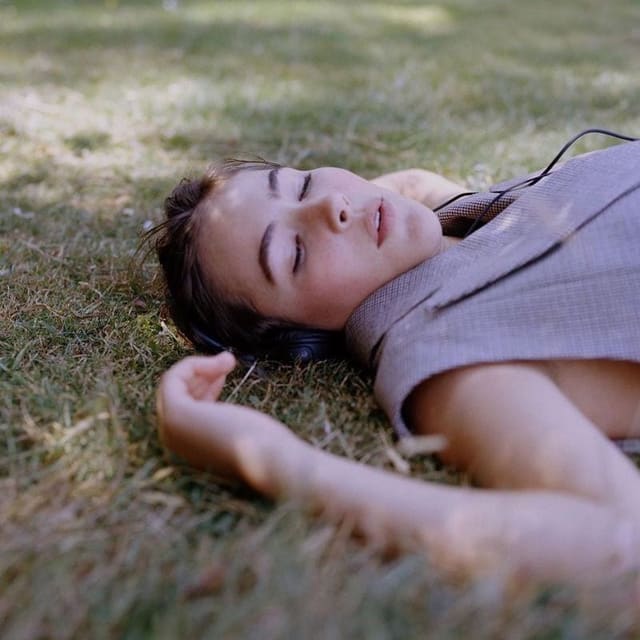 Grace Burns — Muse Magazine