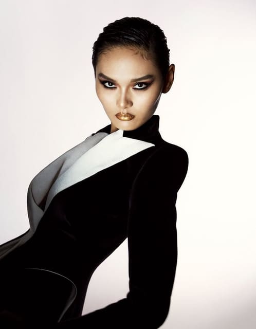 Yi Zhao — L'Beauté Magazine