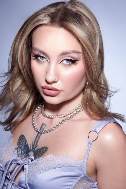 Zsofi Hajdu