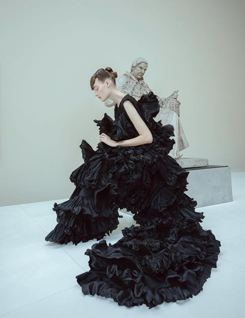 Mais vale só… — Vogue Portugal