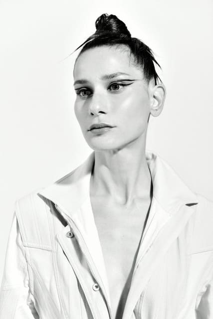 MINIMALISM — Mia Le Journal