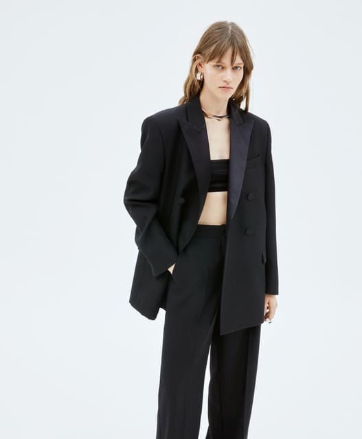 Rev FW23 E-comm — Rev