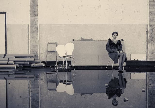 Nulle Part Ailleurs. A reflection in two... — Mia Le Journal