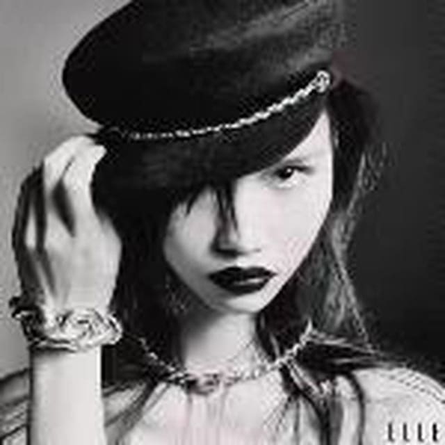 Photography Yoon Chong — Elle China