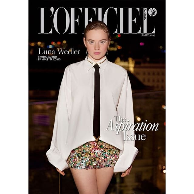 L'Officiel Austria December 2023 Cover — L'Officiel Austria