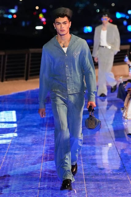 Louis Vuitton Pre-Fall 2024 Men's Show H... — Louis Vuitton