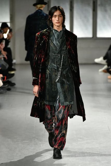 Yohji Yamamoto F/W 23 Men's Show — Yohji Yamamoto
