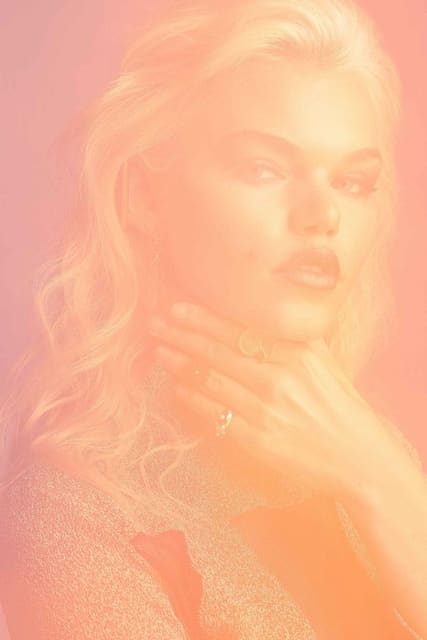 Retro Revival by Eden Lauren — Glamour Bulgaria