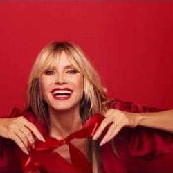 Intimissimi Holiday 2023 Campaign — Intimissimi