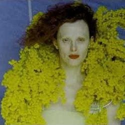 Vogue Polska Beauty - Karen Elson — Vogue Polska