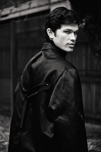 Les garçons: David Grinsfelder, un pomer... — L'Officiel Hommes Italia