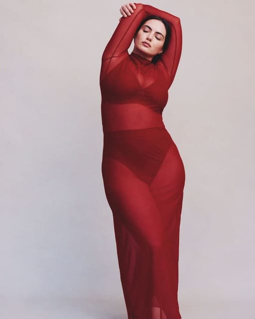 HOLIDAY 23 Editorial — Cuup