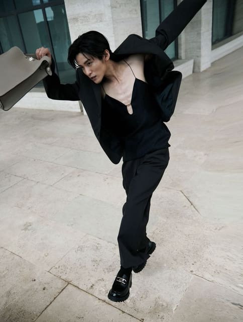 Ren Meguro — Elle Japan