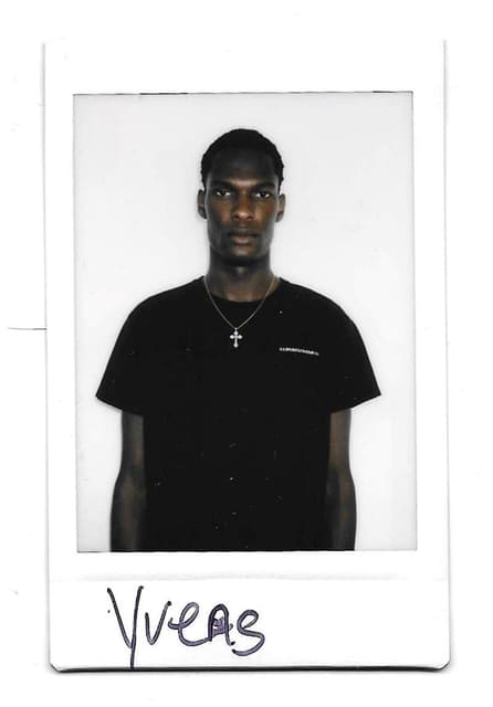 Yvens Mendes — 4