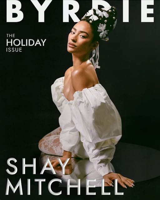 BYRDIE Holiday 2023 Cover — BYRDIE