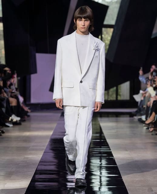 Shiatzy Chen F/W 24 Show — Shiatzy Chen