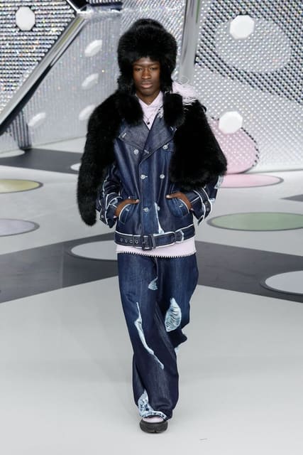 Off-White F/W 24 Show — Off-White