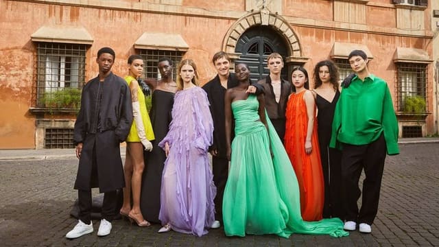 Valentino Born In Roma Green Stravaganza... — Valentino Beauty