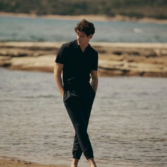 DOWN TO EARTH BY DIMITRIS SKOULOS — Esquire Greece