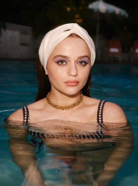 BYRDIE Fall 2021 Cover — BYRDIE