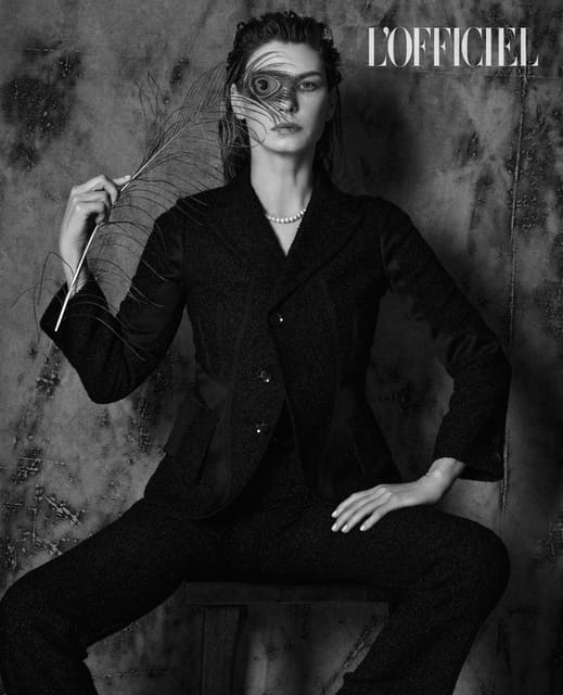 ANGELA LINDVALL — L'Officiel India