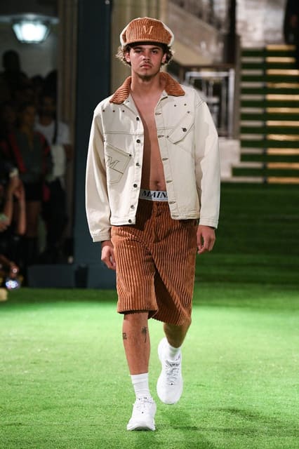 Mains S/S 24 Show — Mains