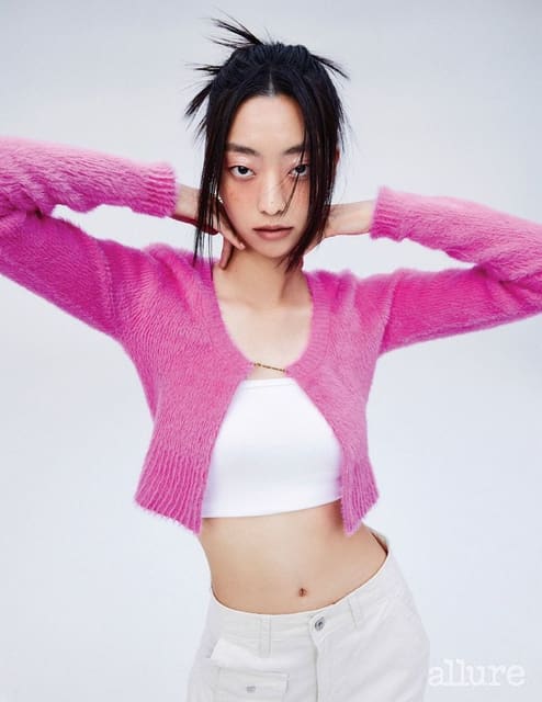 다이슨 헤어 기기로 완성한 젠지 헤어스타일 — Allure Korea