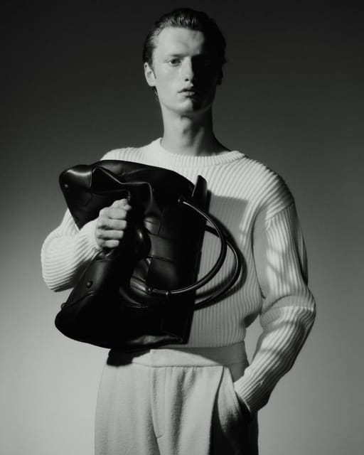 L'XXL — Delvaux