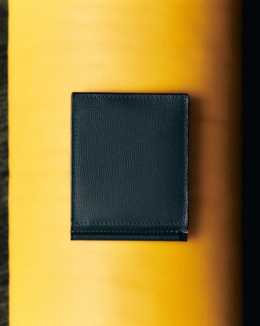 VALEXTRA STILL LIFE CAMPAIGN — Valextra