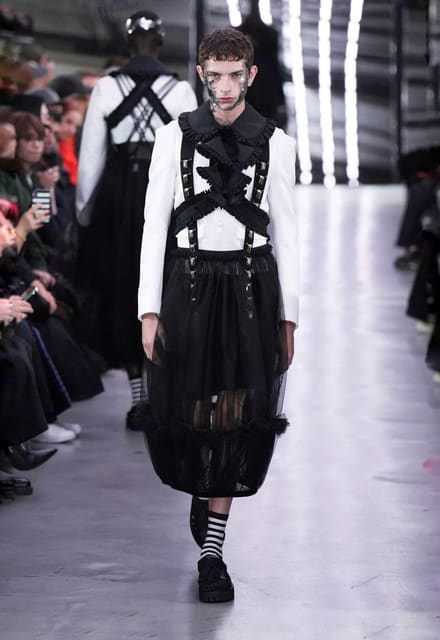 Noir Kei Ninomiya S/S 24 Show — Noir Kei Ninomiya