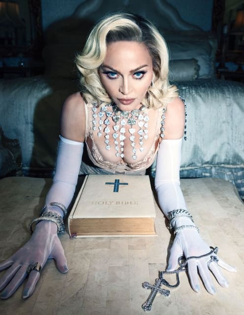 Madonna — Re-Edition Magazine