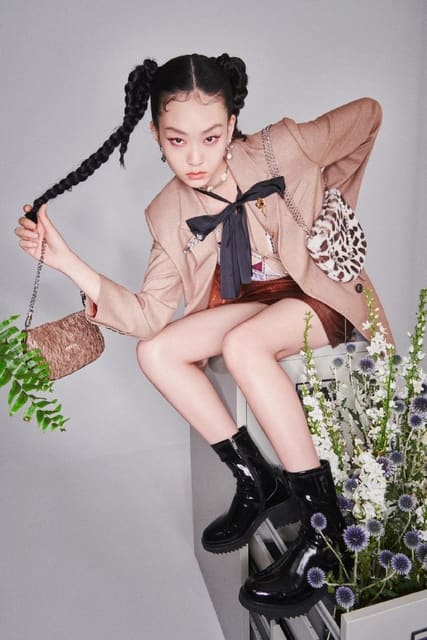Peacebird FW2020, Lookbook, September 2020, by太平鸟摄影师 — Peacebird