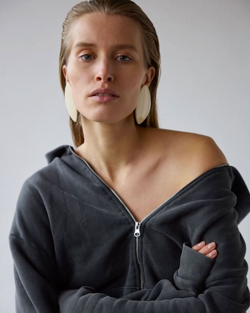 Annemara Post