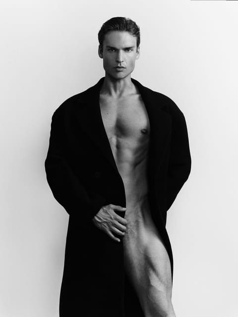 EXCLUSIVE MEN’S EDITORIAL BY JULIAN FREY... — Numéro Homme Netherlands