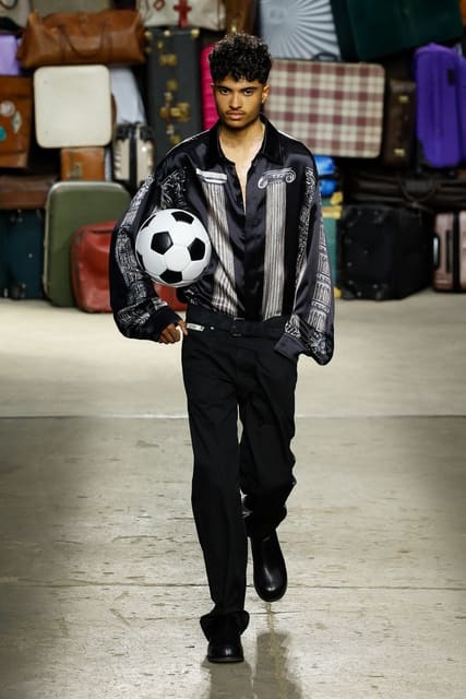 Moschino S/S 25 Men's & Resort 2025 Show — Moschino